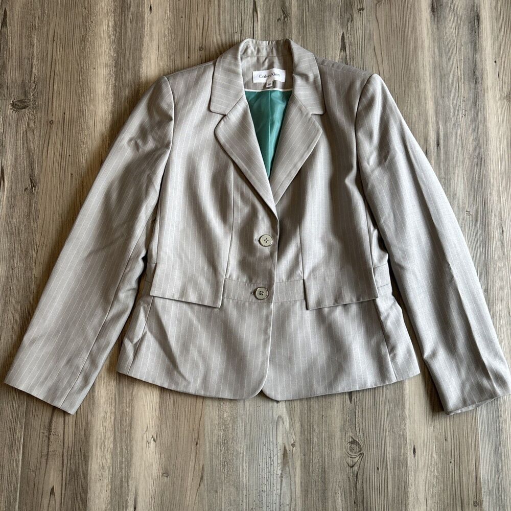 Calvin Klein Women’s Light Gray Pinstriped Suit Jacket Blazer /Pockets Size 10P